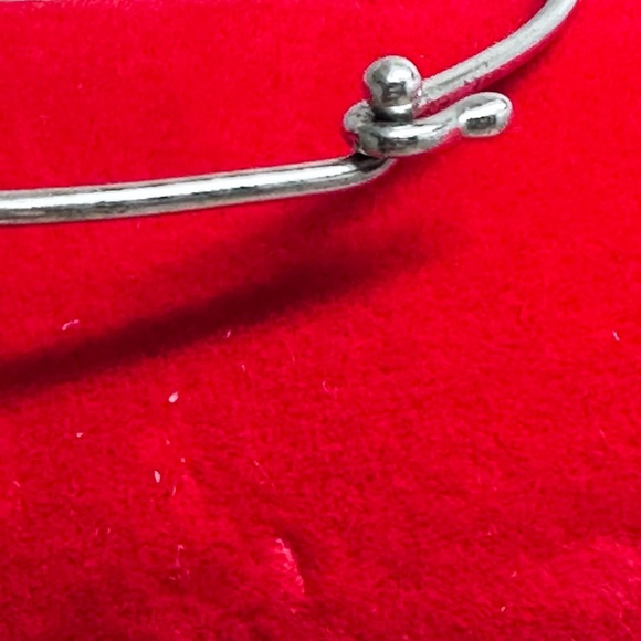 James Avery Sterling Silver Hook-On Bracelet Bangle Charm Hook and eye 4077 - Picture 3 of 10